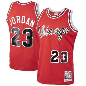 Chicago Bulls Authentic Mitchell & Ness Michael Jordan 1984-85 Jersey Large(44)